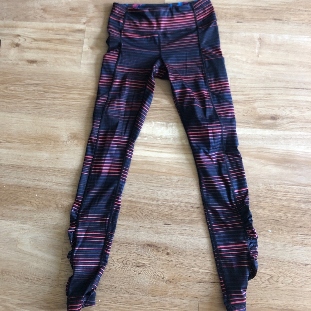 Lululemon speed tights size 4 striped